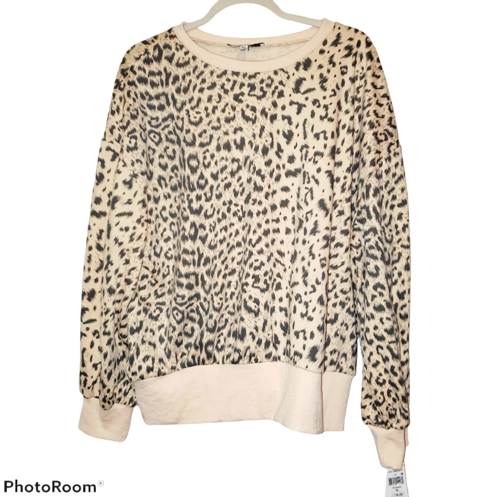 Jack + Avery Leopard Print Crewneck Sweatshirt NWT XL Cozy Animal Print